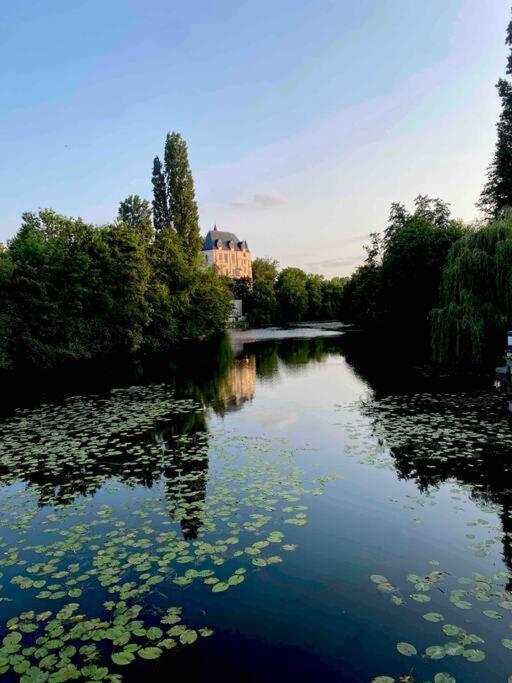 Apartamento Les Rives De L'Indre. Parking Gratuit. Lit 160Cm Châteauroux Exterior foto